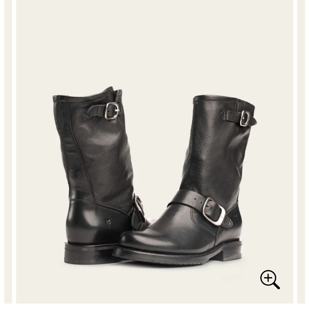 FRYE Veronica Short Leather Book